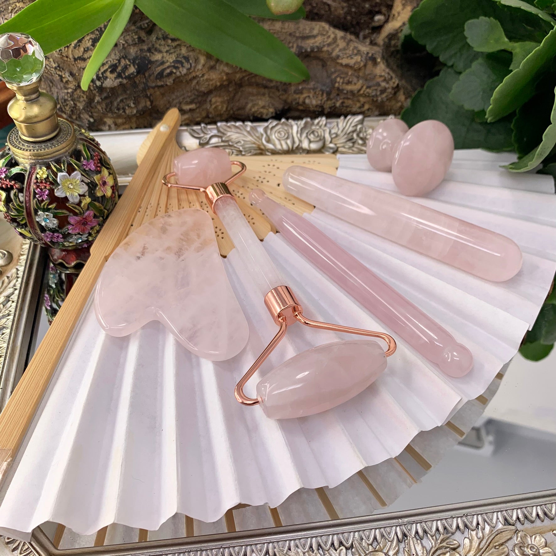 5 PC Rose Quartz Beauty Set - Anti-aging & Smoothing Wrinkle only $54-Promo Sale