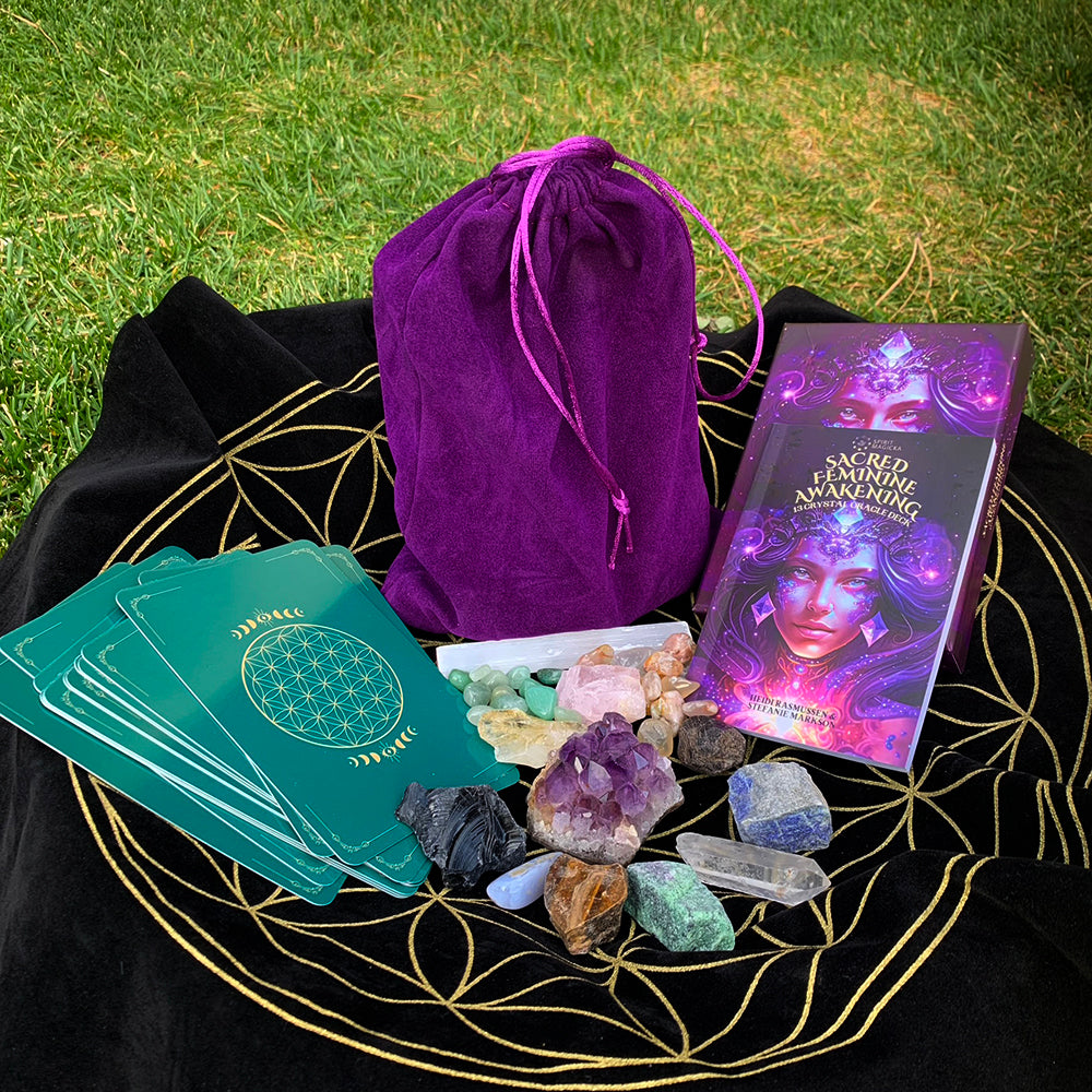 🌙 13 Piece Crystal Pocket Kit + Crystal Oracle Card Set